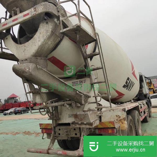 出售二手攪拌車豪沃大20方