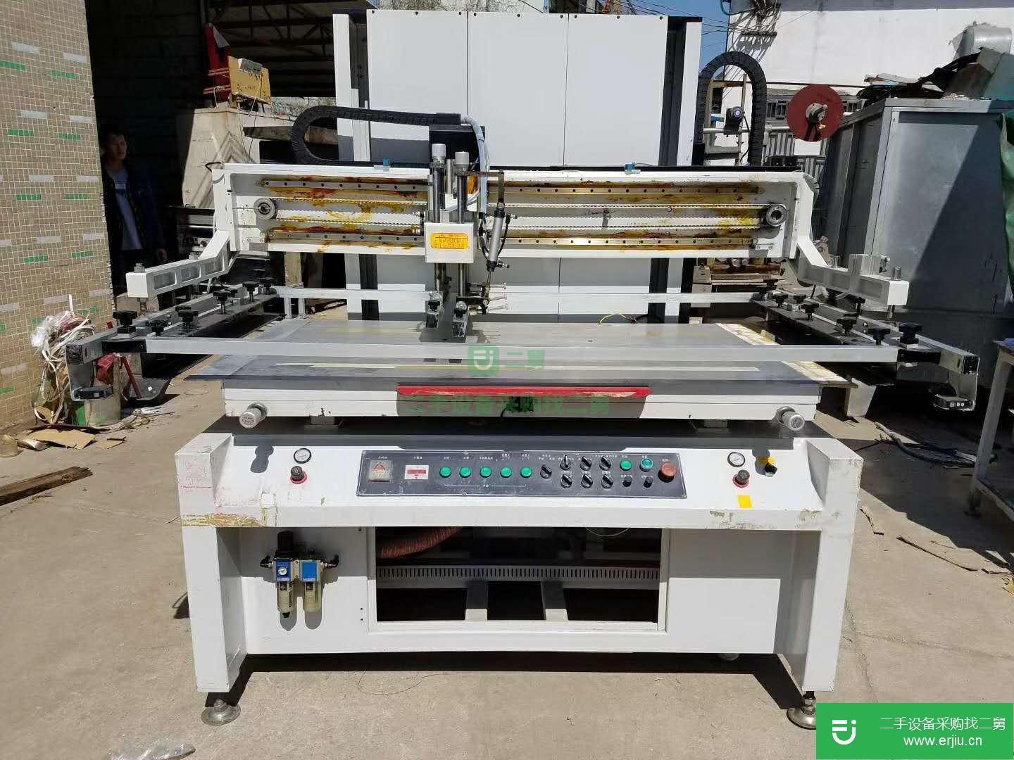 幾乎全新800*1200絲印機(jī)電動(dòng)絲印機(jī)垂直玻璃絲印機(jī)紙箱包裝絲印機(jī)