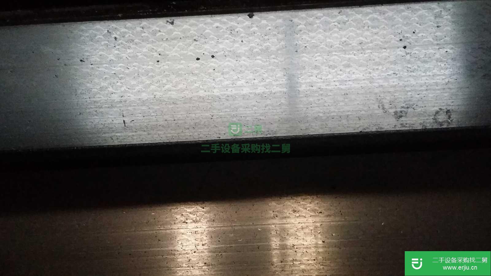 轉讓正在使用中的工作臺1米X3米的單臂銑床，精度好，加工長度可到5米