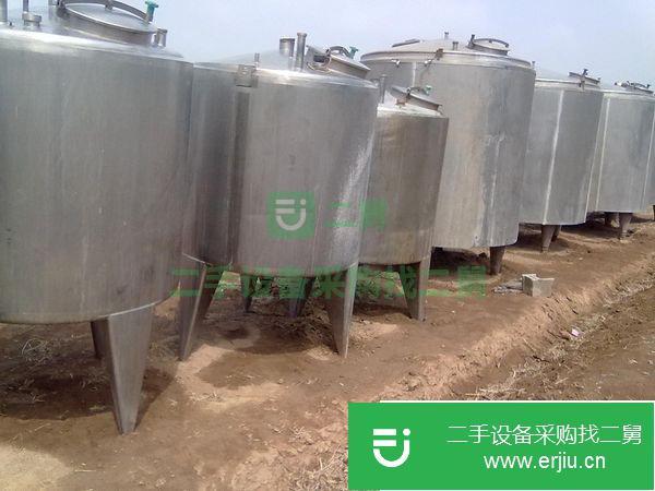 昭通二手50噸立式儲(chǔ)存罐，二手60噸臥式儲(chǔ)蓄罐