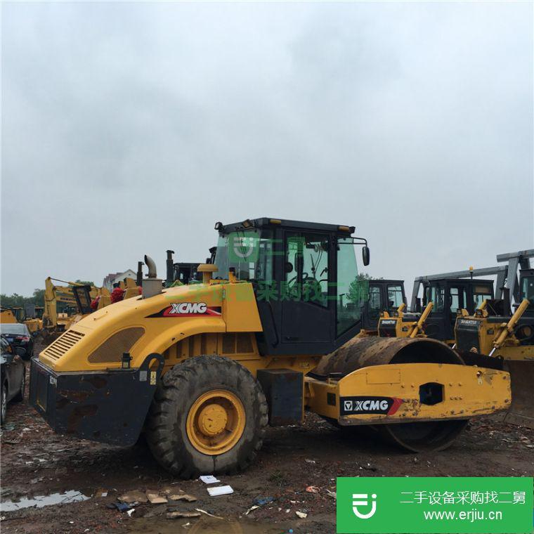 轉(zhuǎn)讓:原裝標配二手徐工22噸壓路機