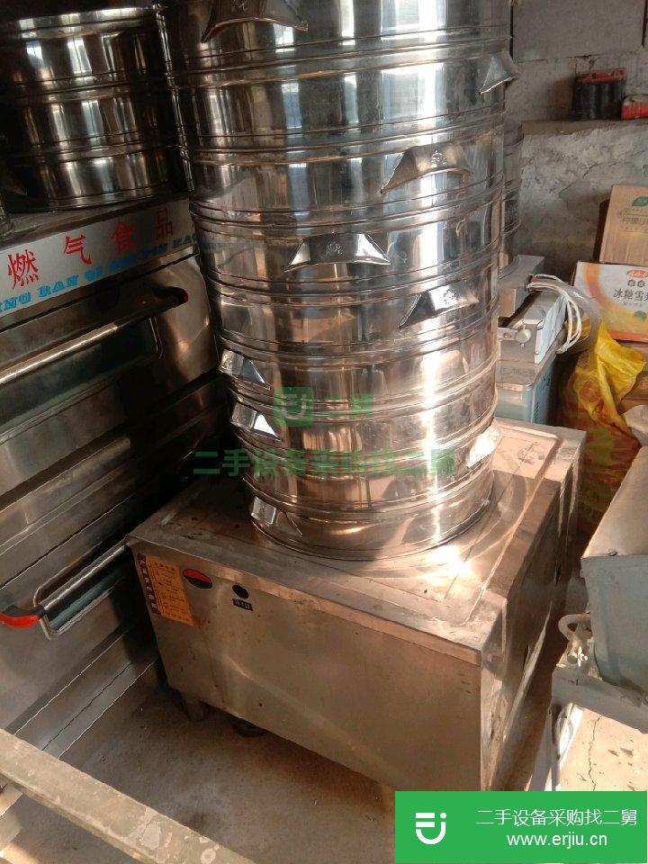 出售二手的烤箱，和面機，保溫箱，九成新9