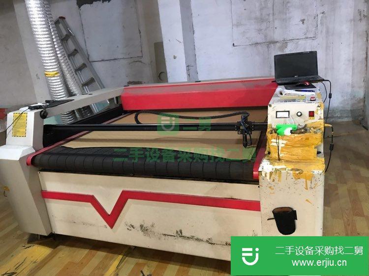 低價處理避光墊生產設備，刺繡機，激光切割機，標準縫紉機