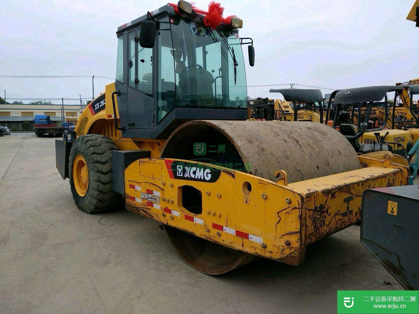 轉(zhuǎn)讓二手徐工22噸振動壓路機(jī)26噸振動壓路機(jī)