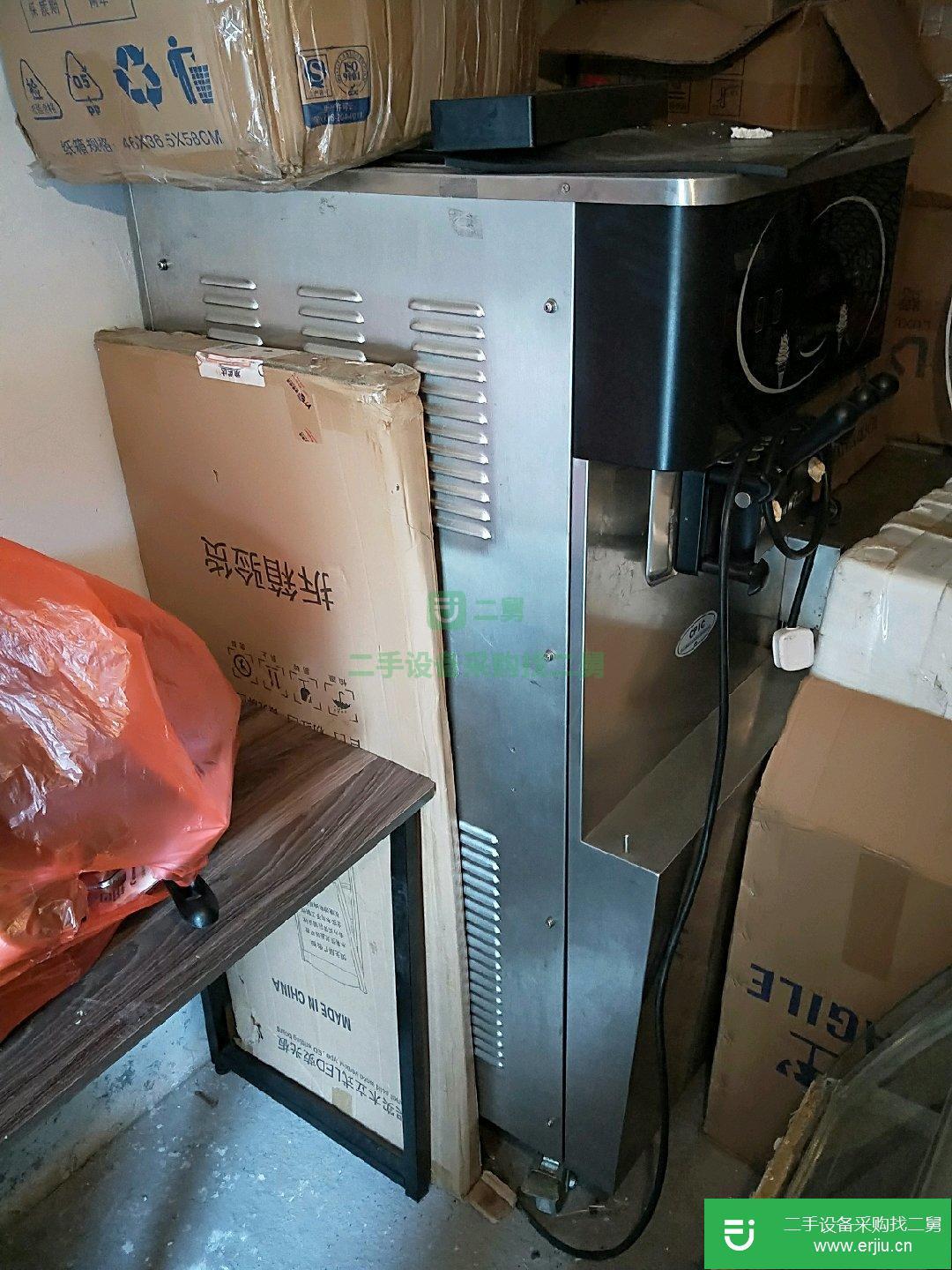 八成新奶茶設備低價出售