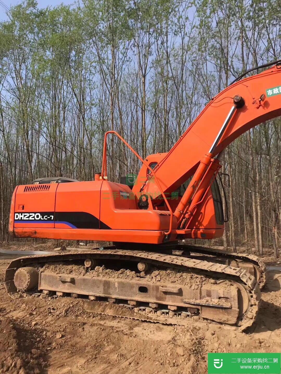低價轉讓斗山 DH220LC-7 挖掘機 (斗山220二手挖掘機)