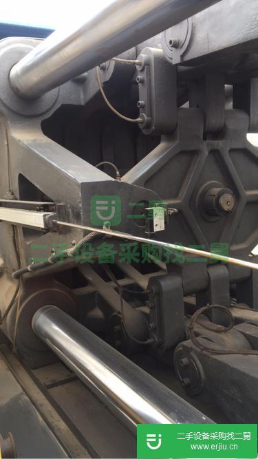 出售二手九成新的華美達320塑料成型機