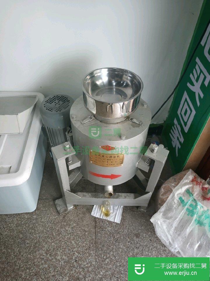 九八成新的全套榨油設備出售