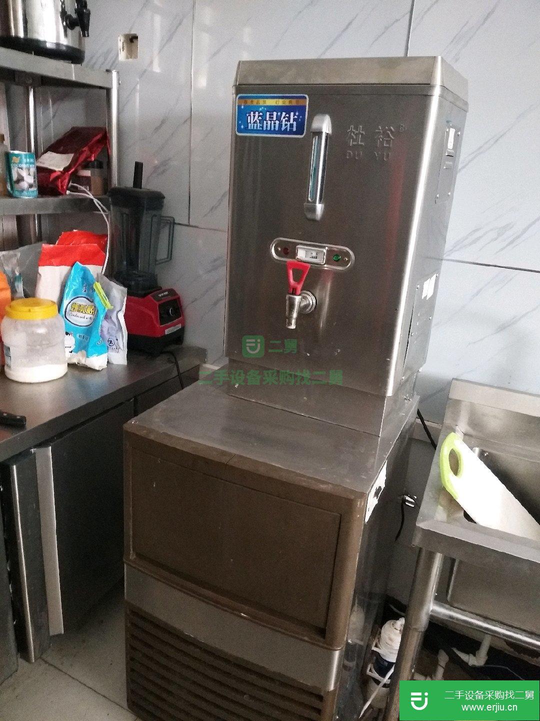 奶茶店全套設備打包帶走價格很便宜