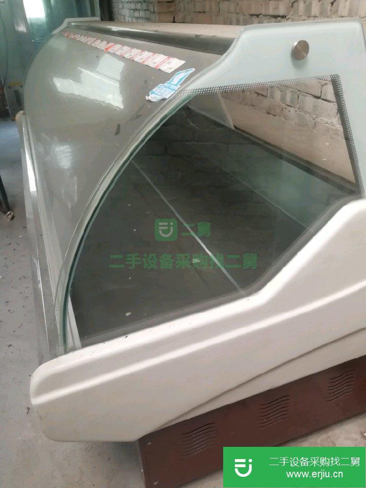 出手食品保鮮展示柜一臺(tái)