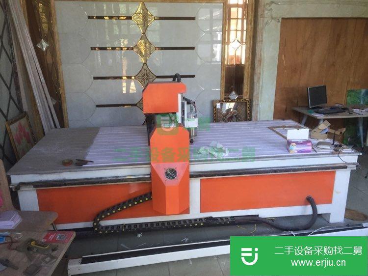 轉讓出售二手九成新雕刻機