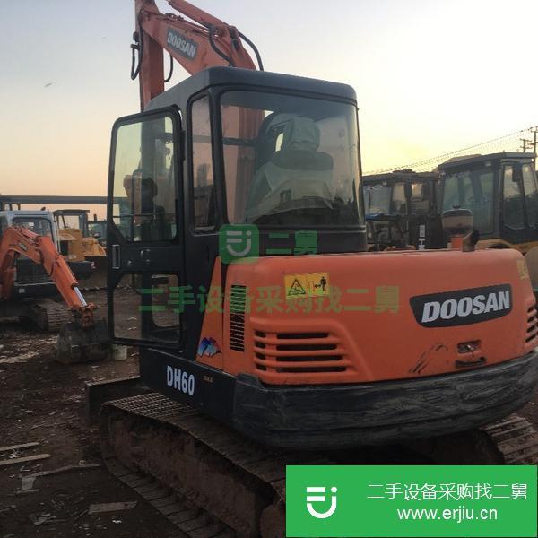 出售二手斗山  小松  久保田  卡特等小型挖掘機  物美價廉