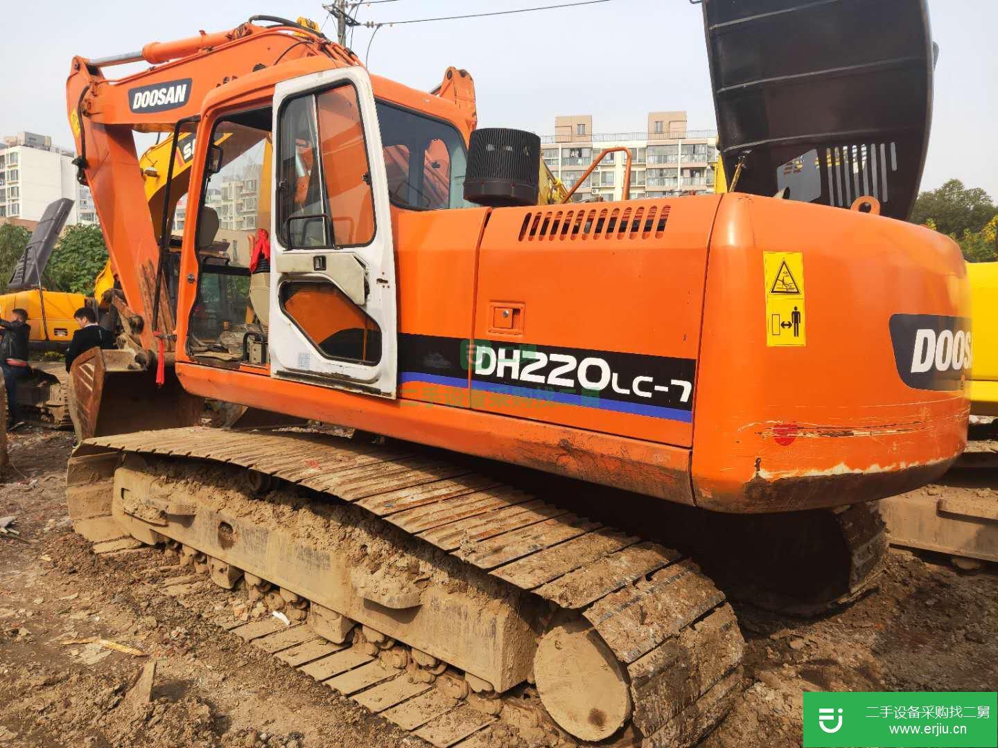 斗山 DH220LC-7 挖掘機 (永州純土方一手斗山)