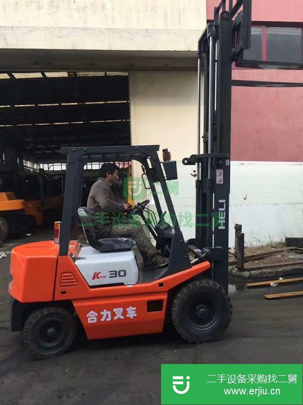 二手豐田進口電動叉車,三支點進口電瓶叉車出售
