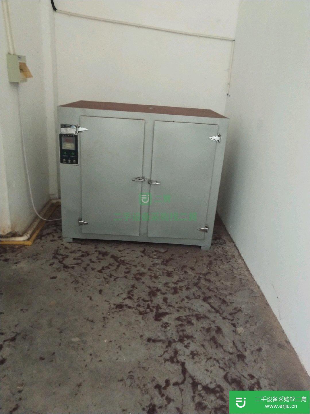 塑料烘干機9成新