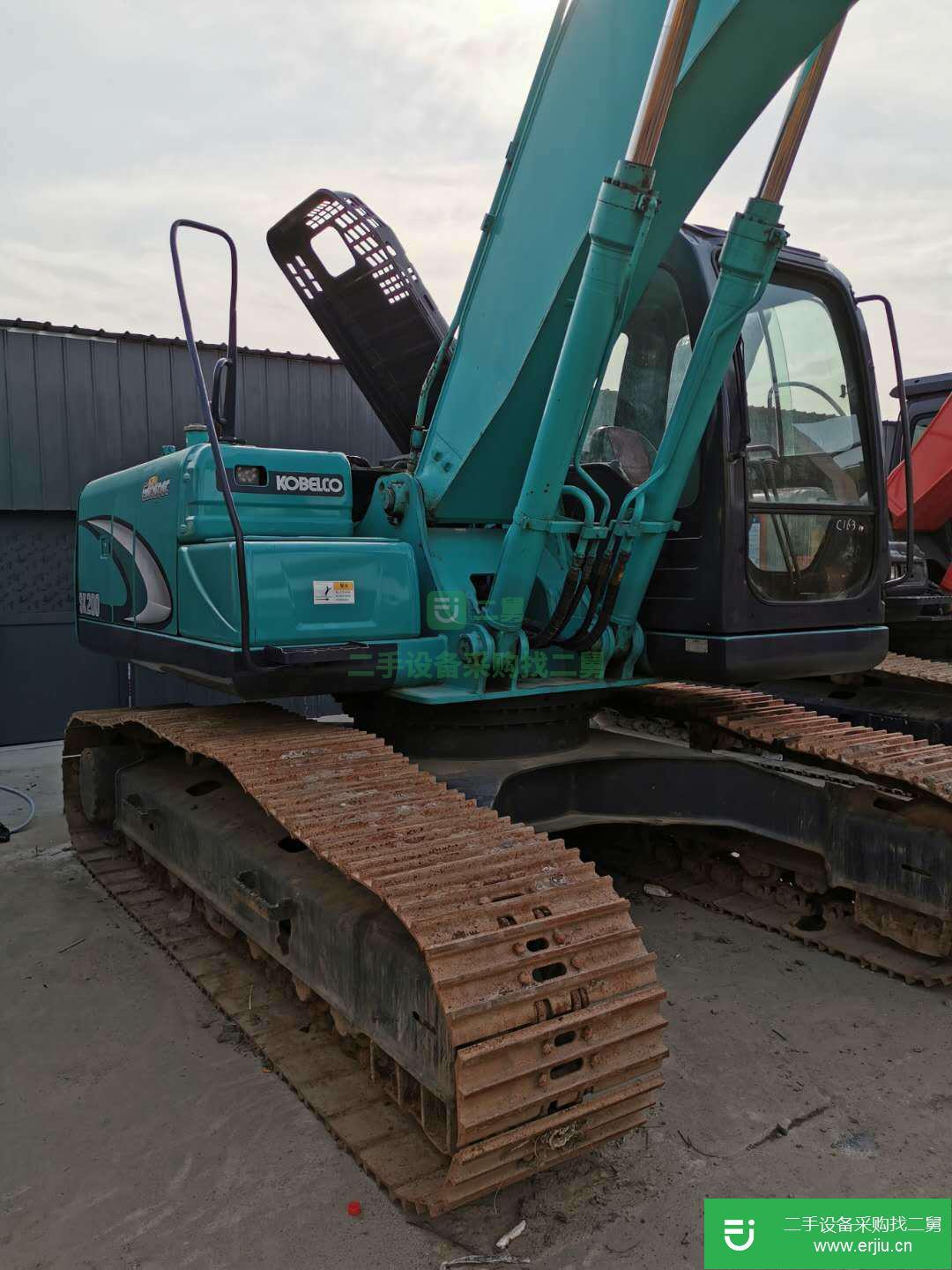 神鋼 SK200-8 挖掘機 低價出售純土方車
