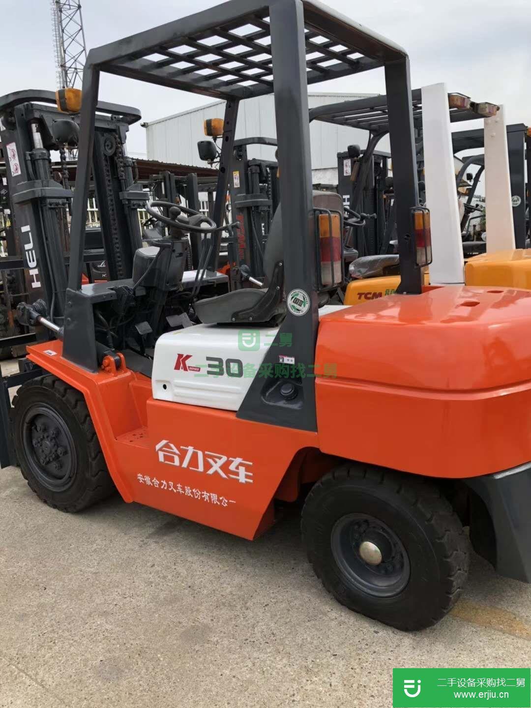 出售二手的低價(jià)精品二手叉車(chē)