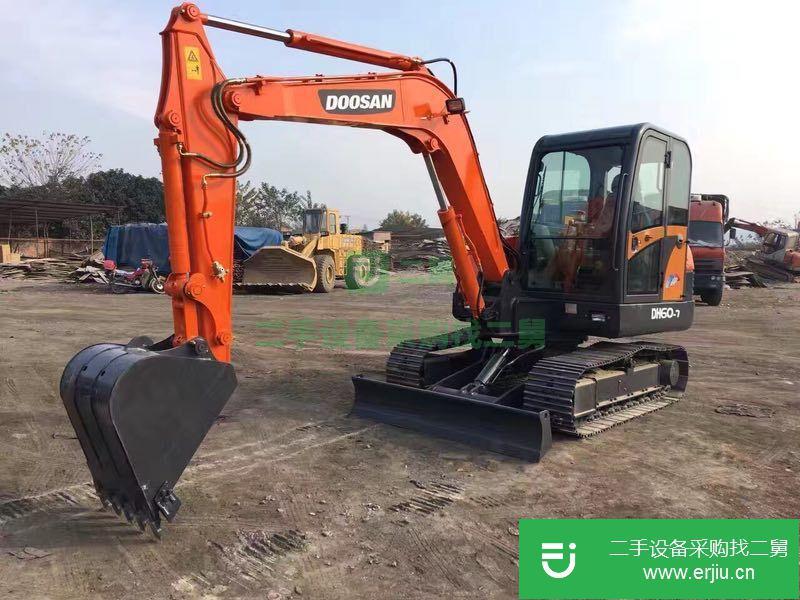 低價出售轉讓斗山60挖掘機