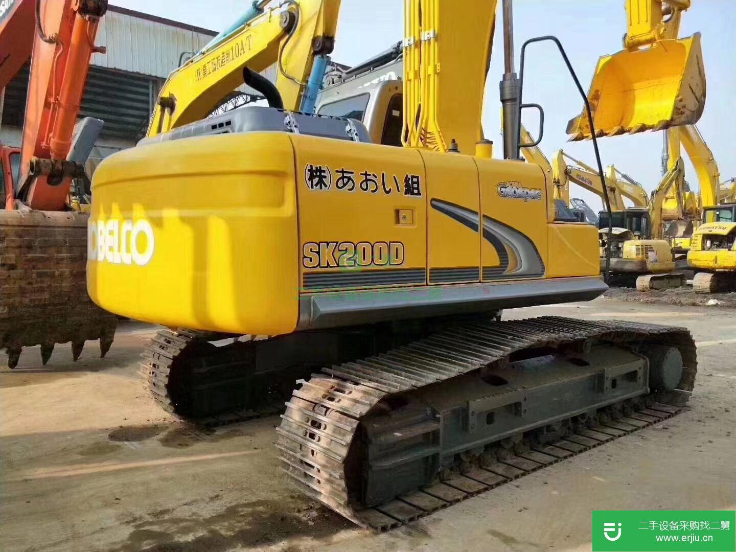 神鋼 SK200-8 挖掘機 (出售大黃蜂二手挖掘機)