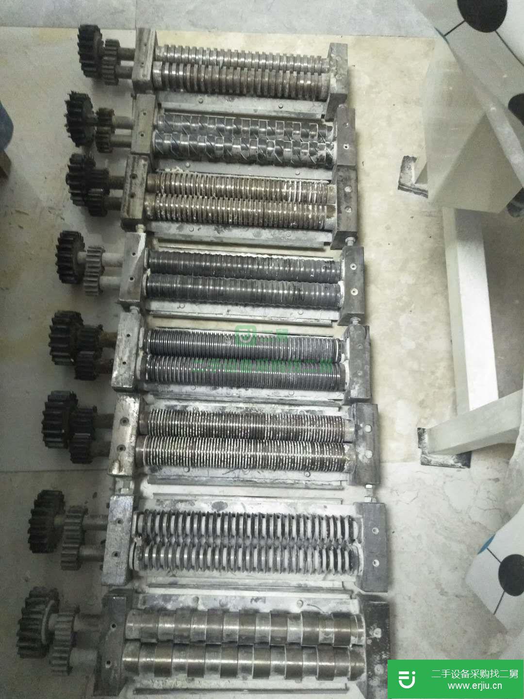 大型壓面機低價出售