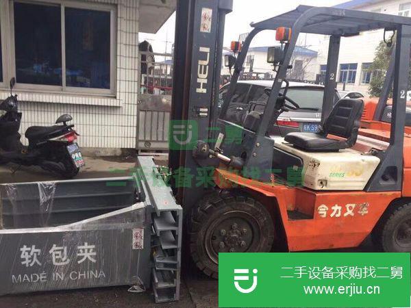 轉讓四米二手棉花抱夾叉車,二手軟抱夾機