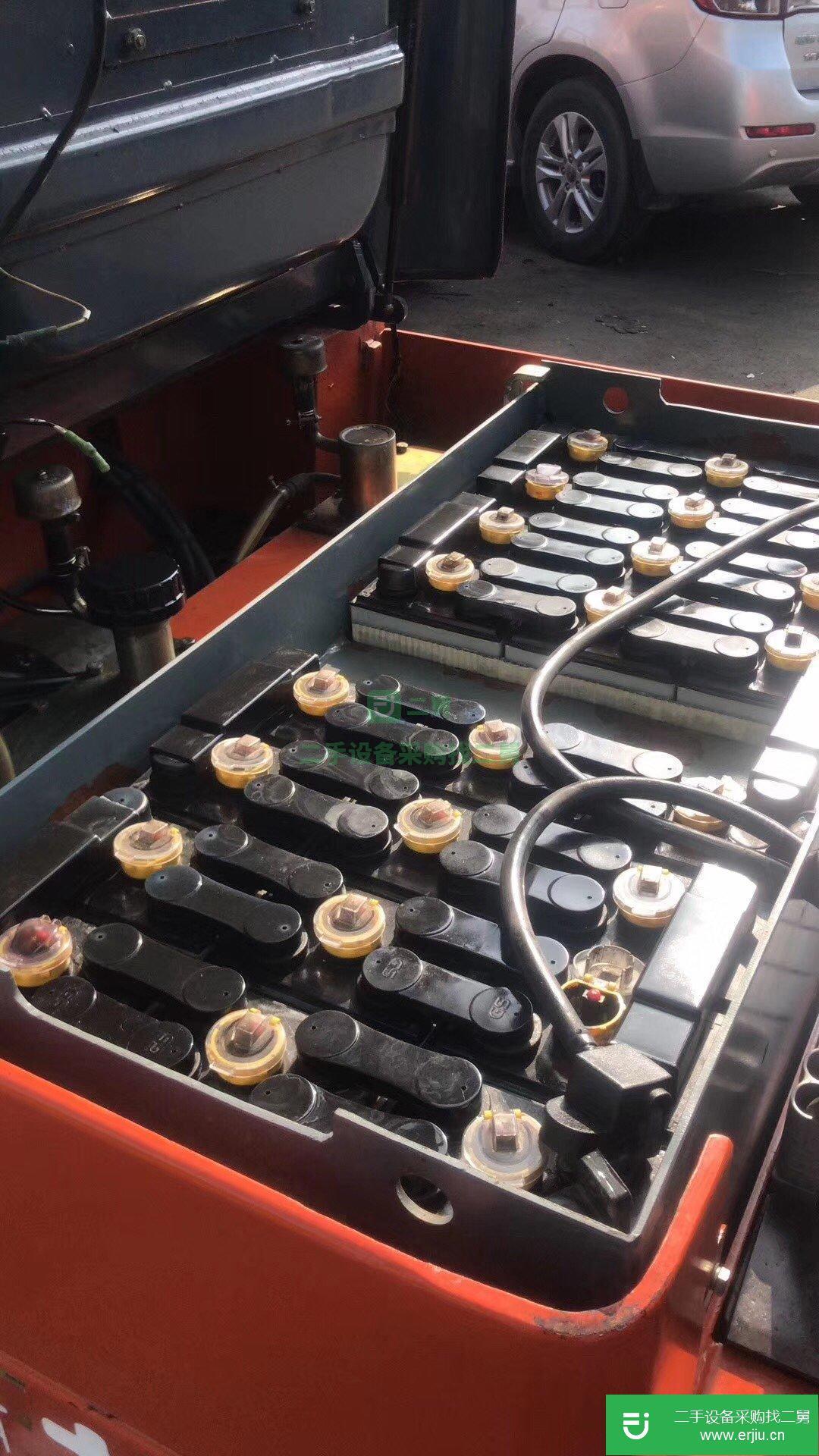 個人出售兩臺2.5噸合力二手電動叉車，二手叉車原裝原樣