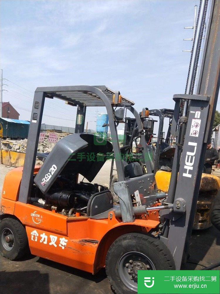 二手合力3噸內燃式柴油叉車，原版油漆八成新二手叉車處理