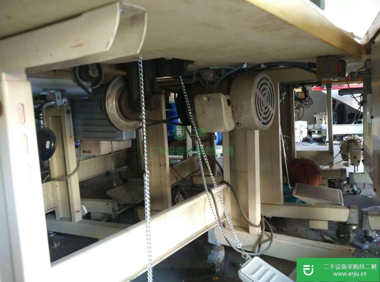 供應二手兄弟平頭鎖眼機 工業縫紉機 Brother直眼紐門車扣眼機