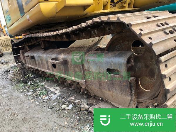 急轉二手挖掘機小松120