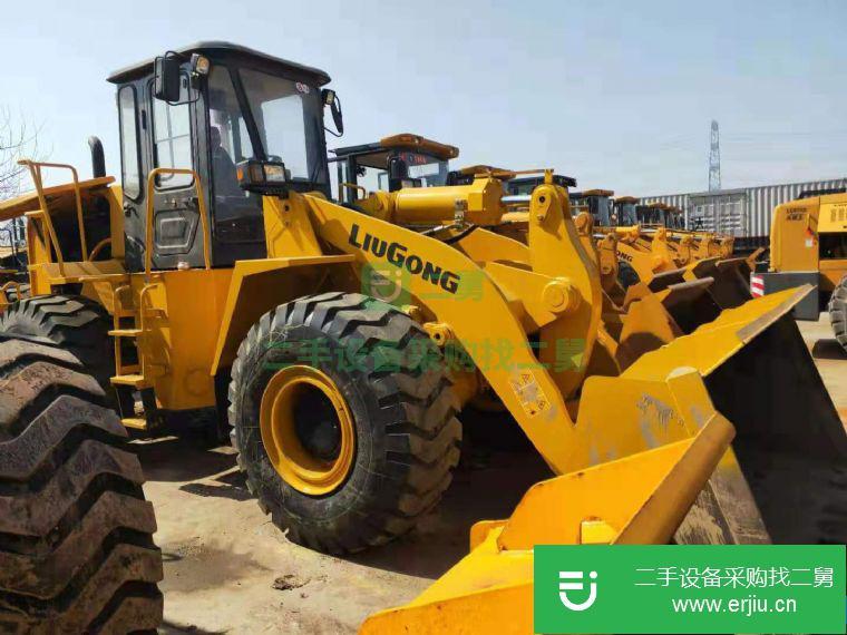 轉(zhuǎn)讓:低價(jià)出售二手龍工50鏟車，二手柳工50/30裝載機(jī)