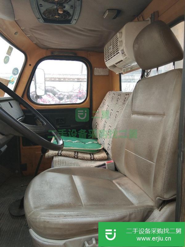 轉讓北京戶柳工八噸汽車吊