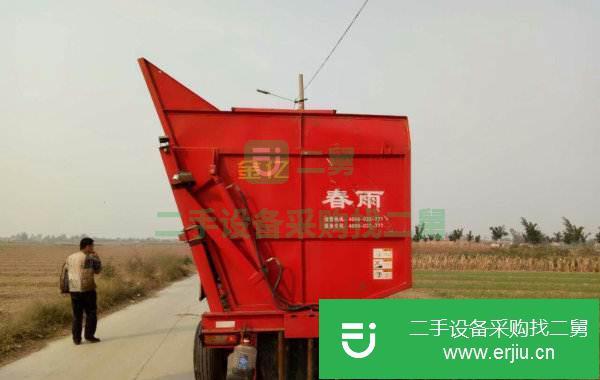 出售三行玉米收割機