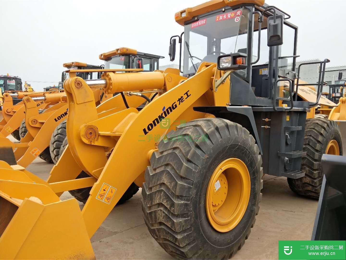 龍工二手裝載機(jī)車好價(jià)低龍工二手裝載機(jī)信譽(yù)好