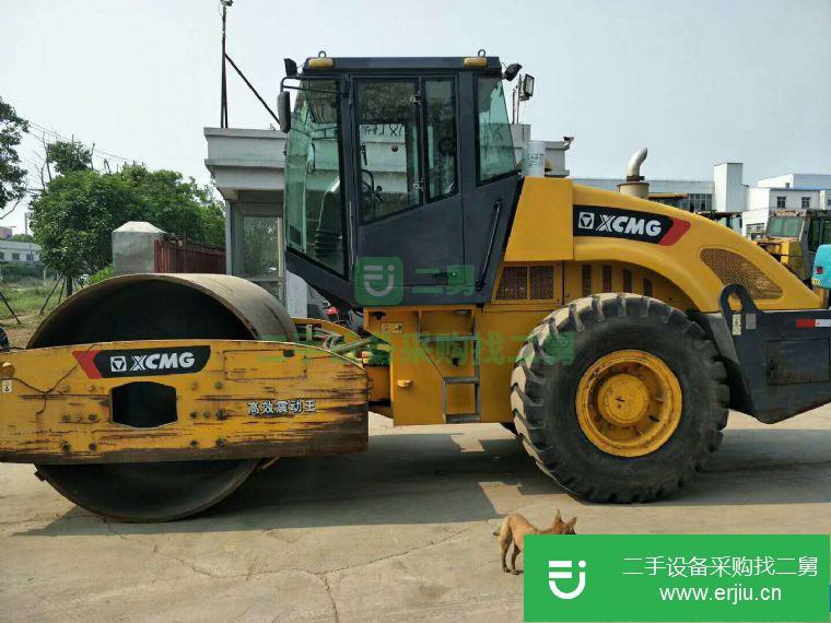 轉(zhuǎn)讓:達(dá)州二手22噸壓路機(jī)，二手徐工26噸震動(dòng)個(gè)人出售