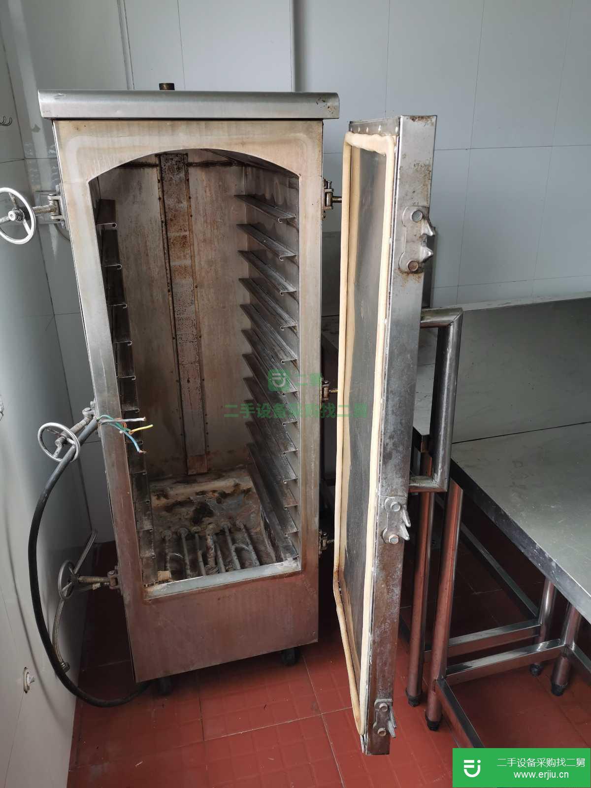 操作臺水槽冷柜蒸箱灶臺等廚房設備