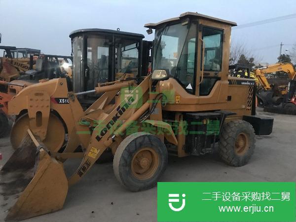 9成新20裝載機現低價出售，車況好