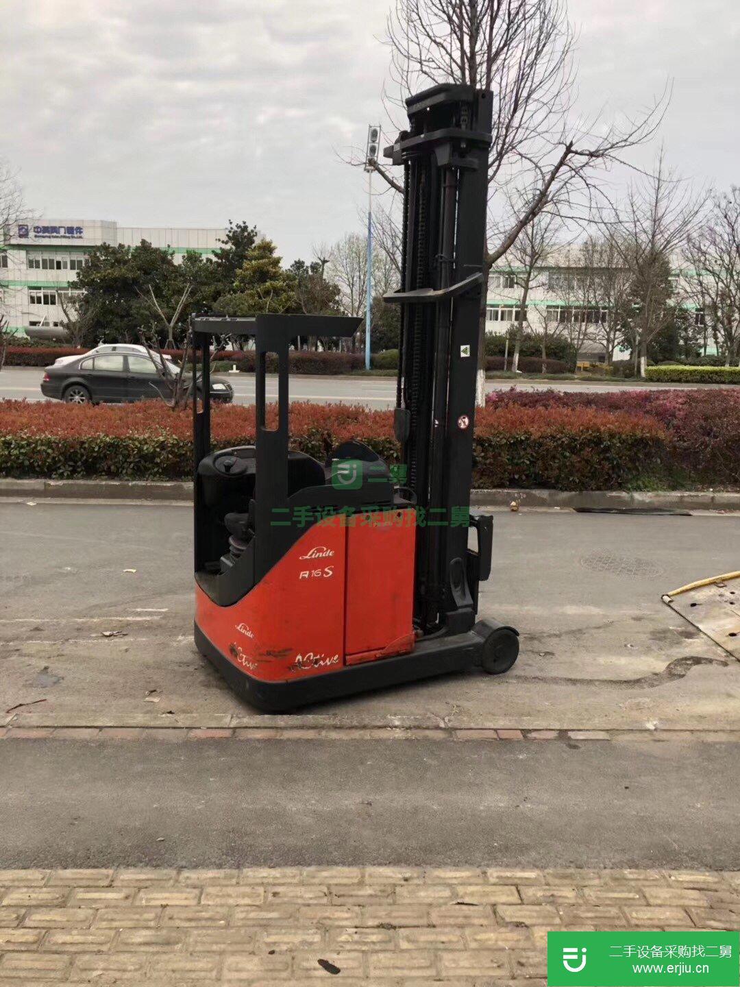 二手前移式電動(dòng)叉車，1.6噸林德站駕式電動(dòng)叉車舉高5米