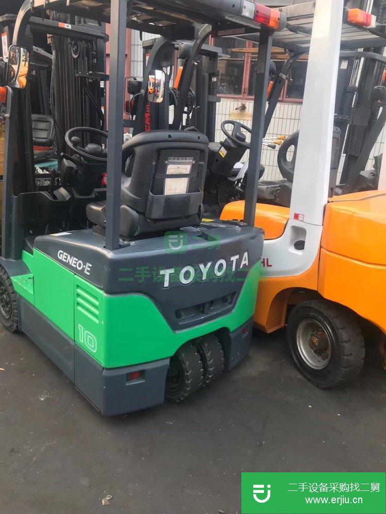 二手豐田1噸小體積電動叉車，冷庫專用三支點二手電動叉車