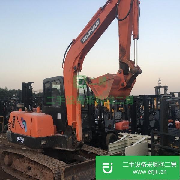 出售二手斗山  小松  久保田  卡特等小型挖掘機  物美價廉
