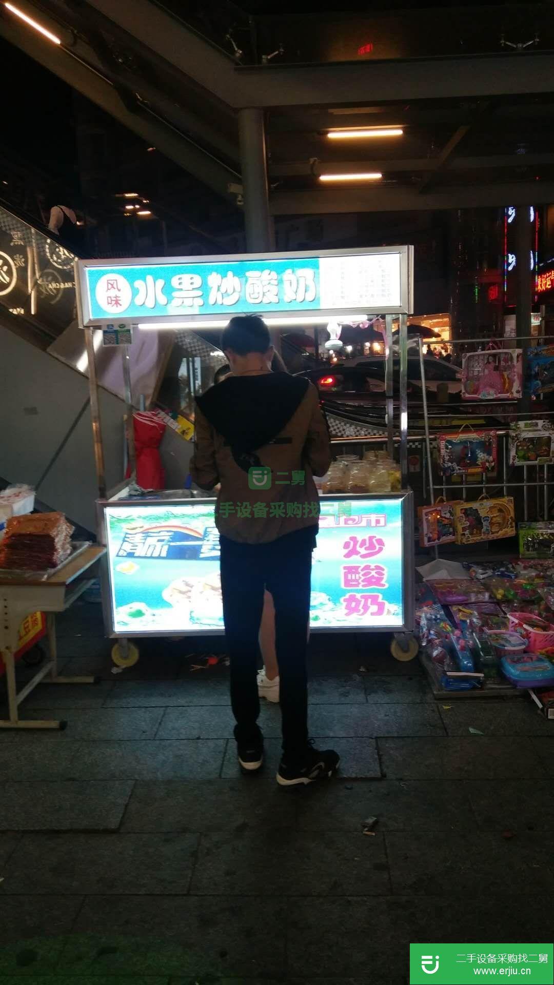 炒酸奶機(jī)全套設(shè)備低價(jià)轉(zhuǎn)讓