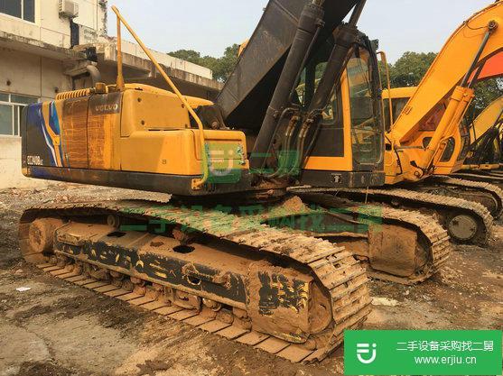 沃爾沃 EC240B 挖掘機(jī) (純土方無(wú)破碎史，包送)