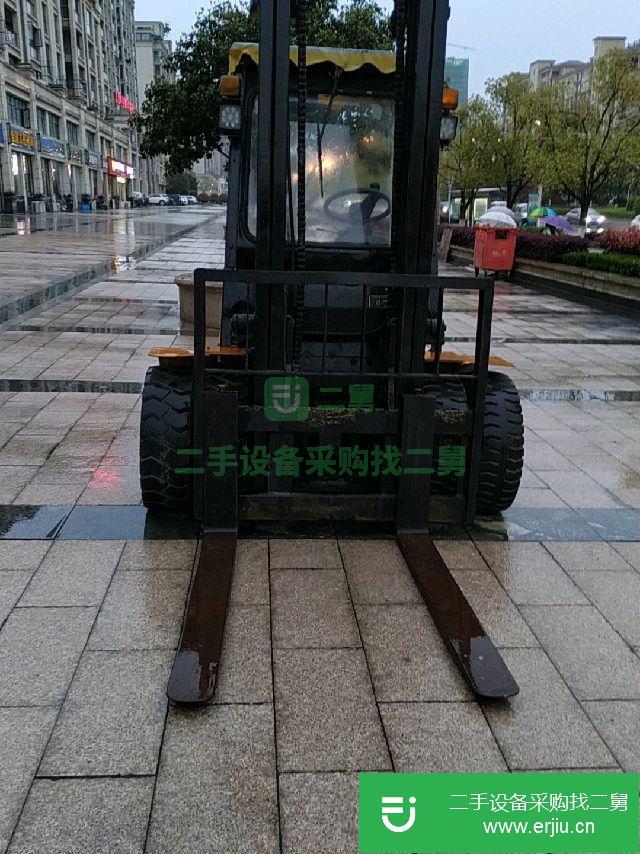 低價出售轉讓九成新杭州叉車