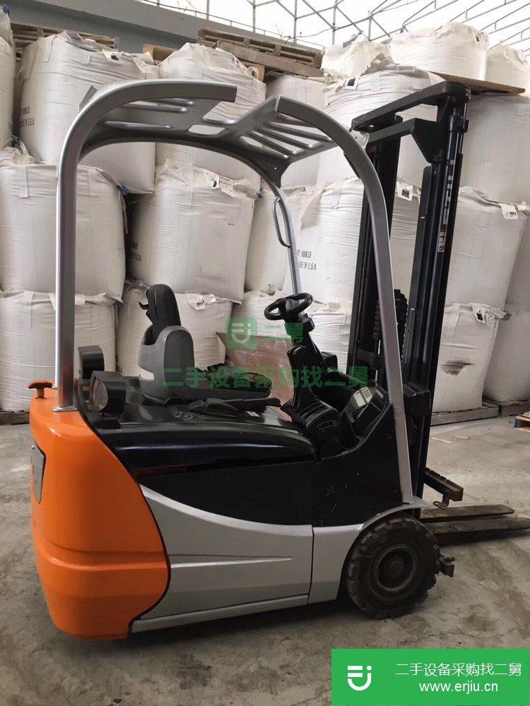 二手合力1.8噸電動叉車，合力三支點可原地轉彎二手叉車