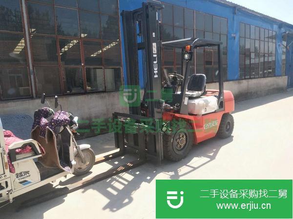 個人急轉(zhuǎn)9成新自用合力3.5噸升高4米側(cè)移叉車