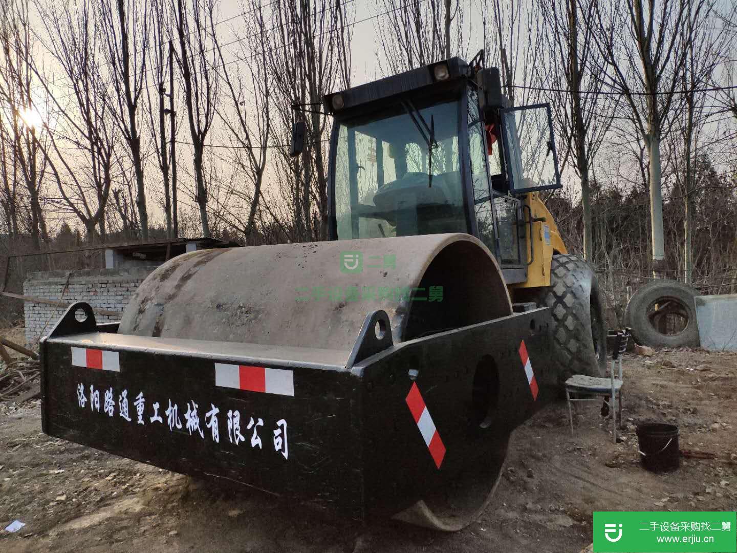 壓路機 (轉讓路通20噸壓路機)