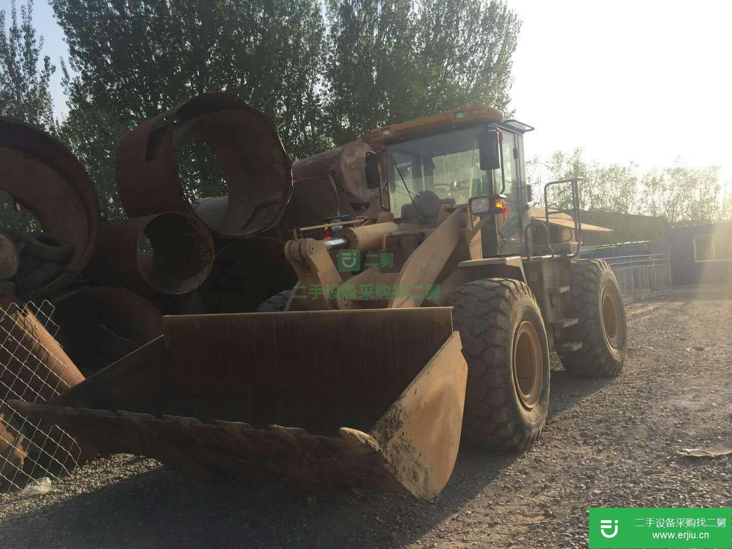 出售龍工 LG855D 裝載機 (轉讓50柳工30鏟車)