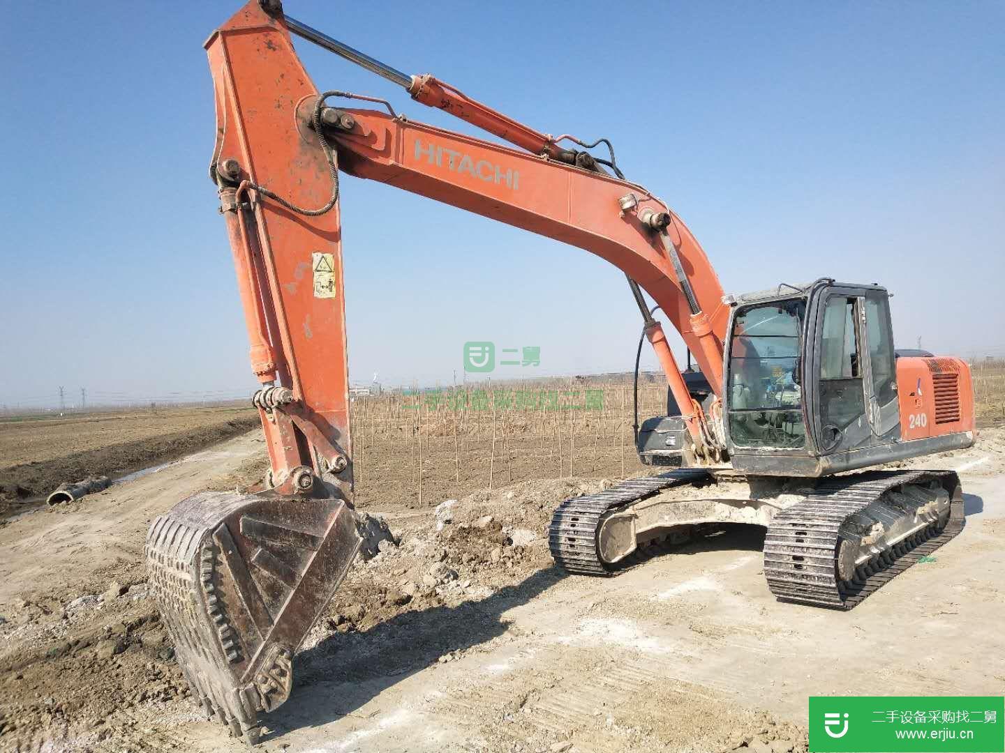 出售二手的九成新的日立210電3挖土機 2010年