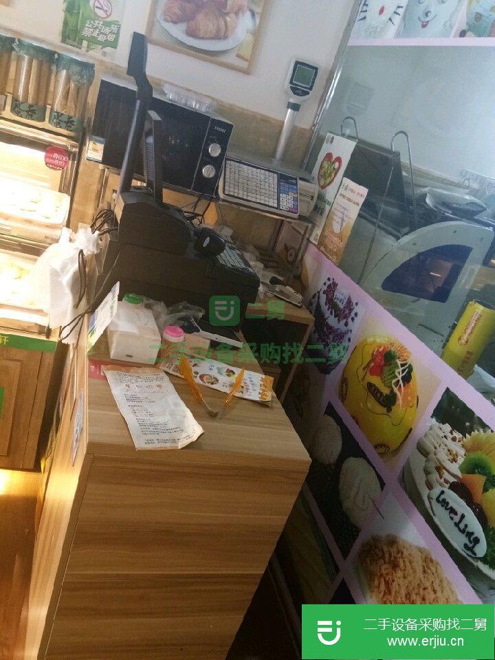 面包店帶設備低價轉讓