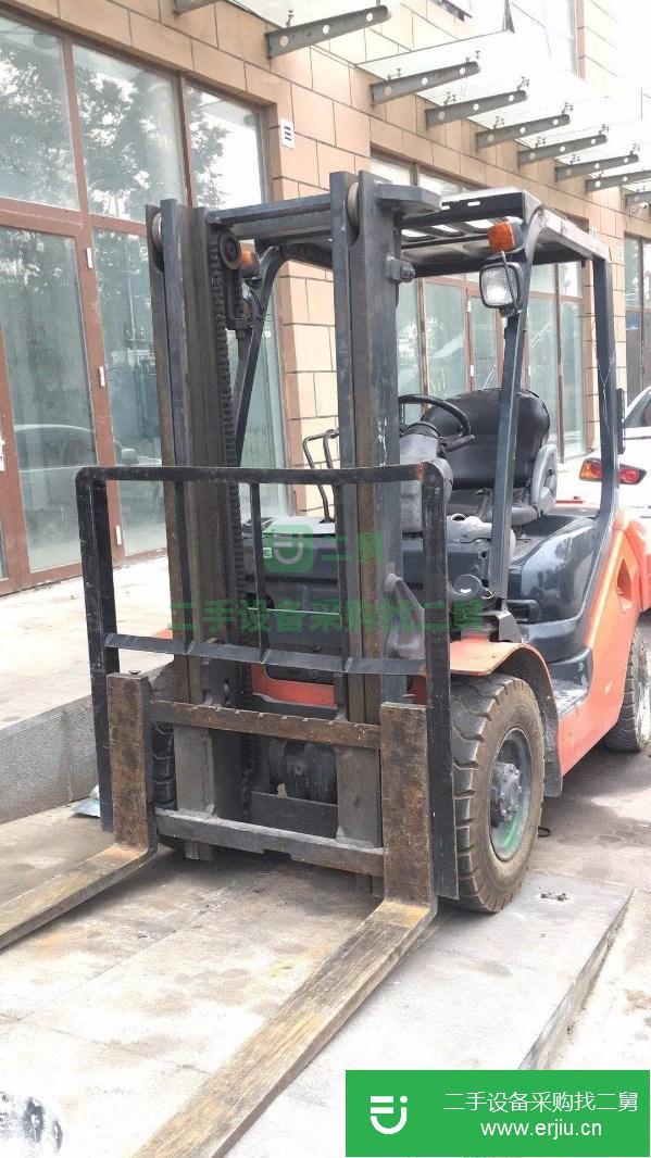 低價出售轉讓小松2.5叉車