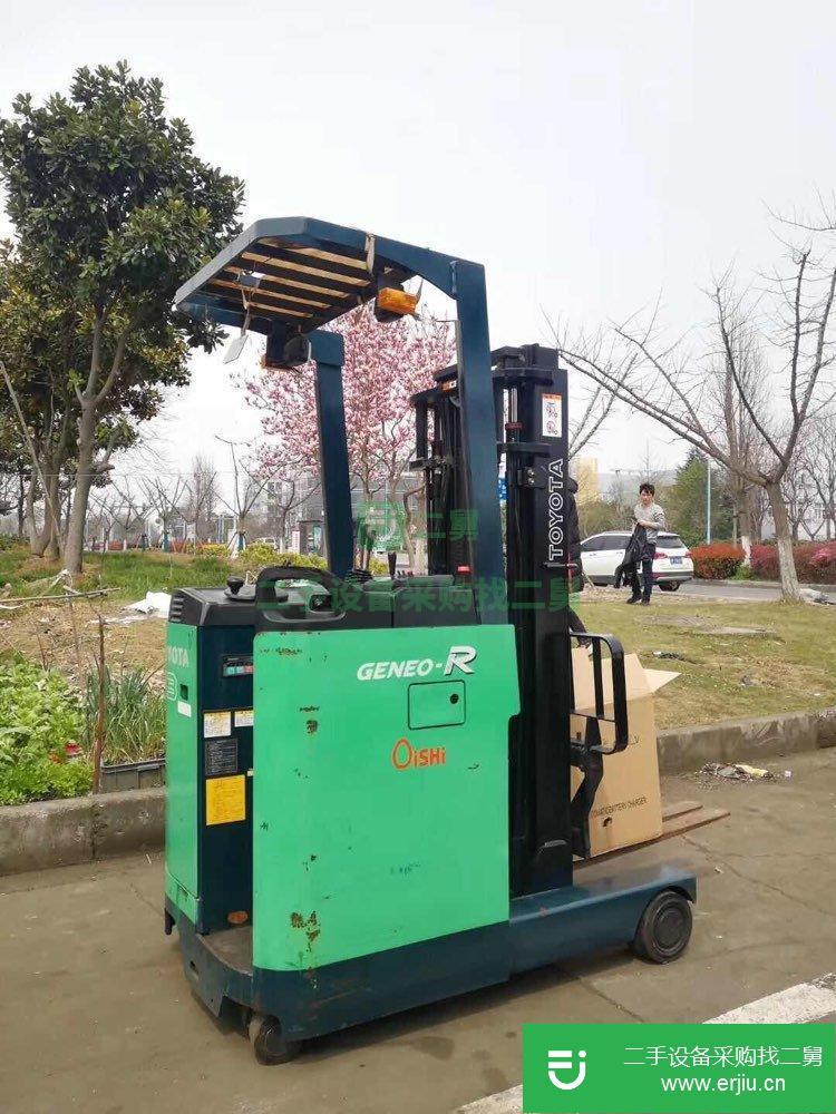 倉儲二手前移式電動叉車，豐田小松1.5噸電動二手叉車